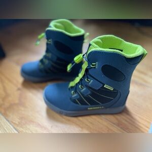 Merrell Snowbank Boots 4.0 Kids Size 1